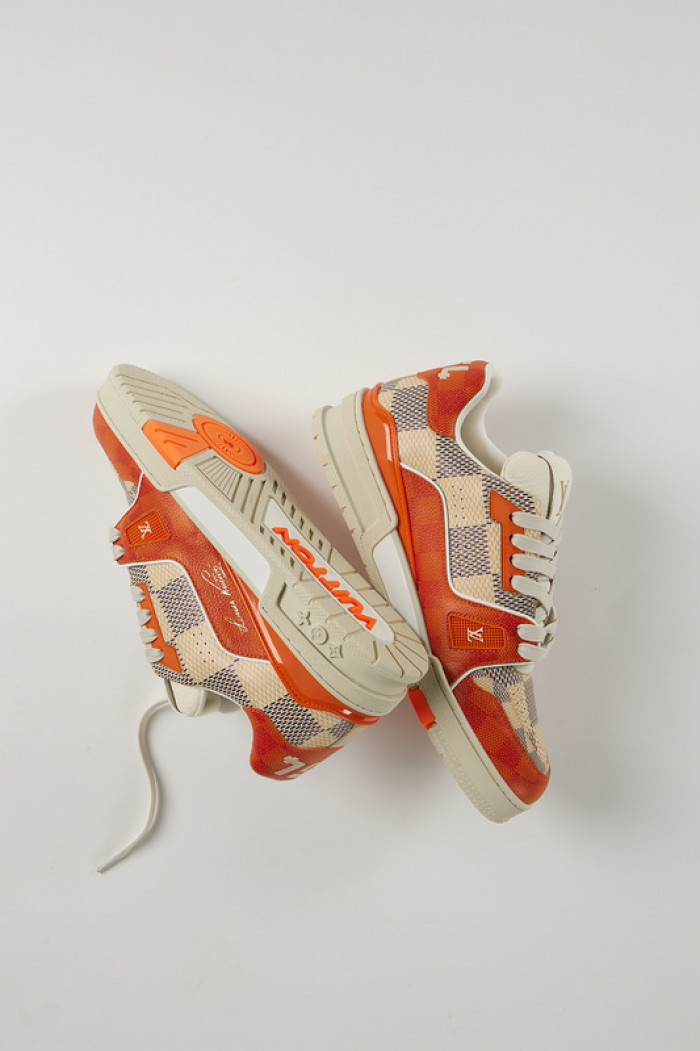 1V SNEAKERS 1V0425-009