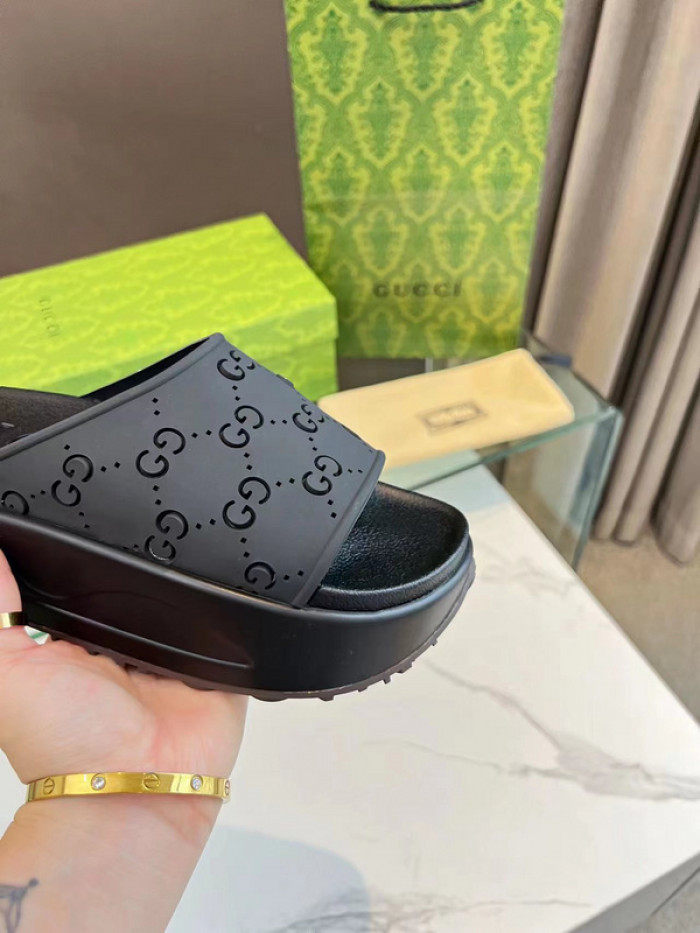 G*u*i slippers gu568-052