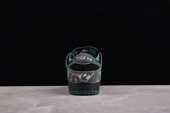 there skateboards x nike sb dunk low hf7743-001