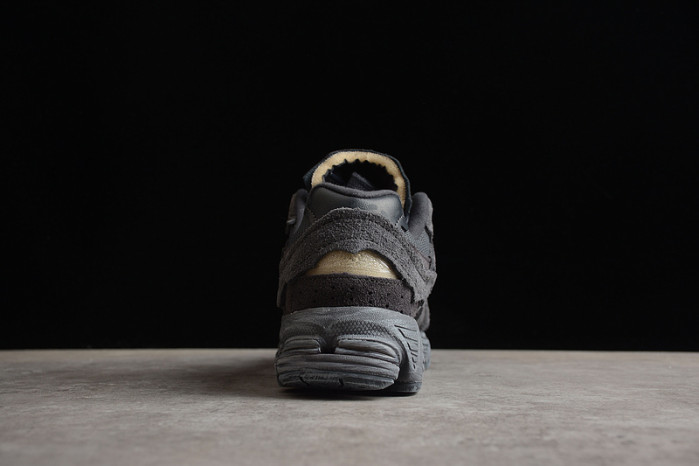 new balance 2002r protection pack phantom m2002rdb