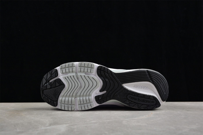 New Balance Made in USA 990v6 U990PP6