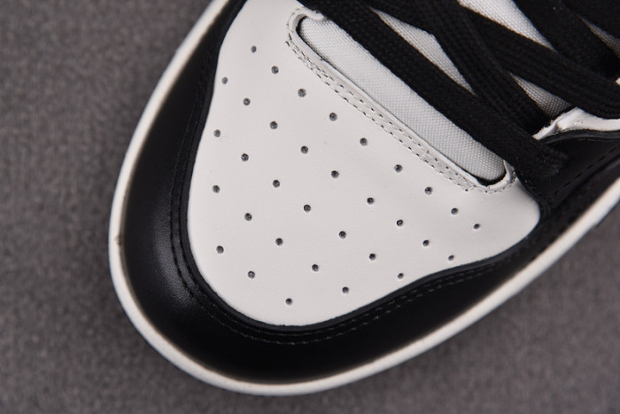 D10R B57 SNEAKERS BNOP235-036