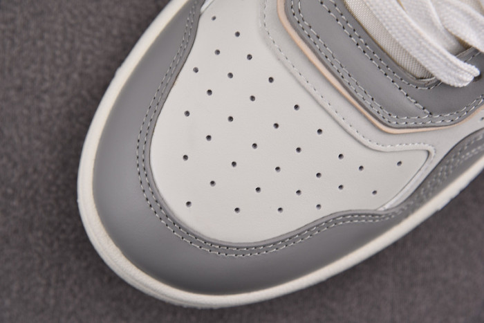 D10R B27 SNEAKERS BNOP235-042