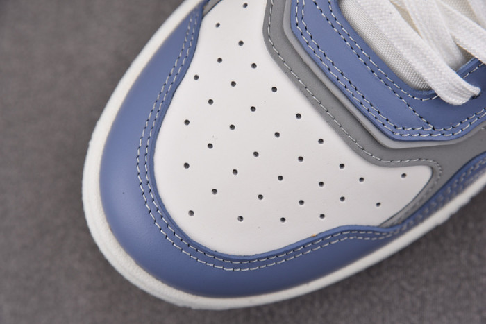 D10R B27 SNEAKERS BNOP235-055