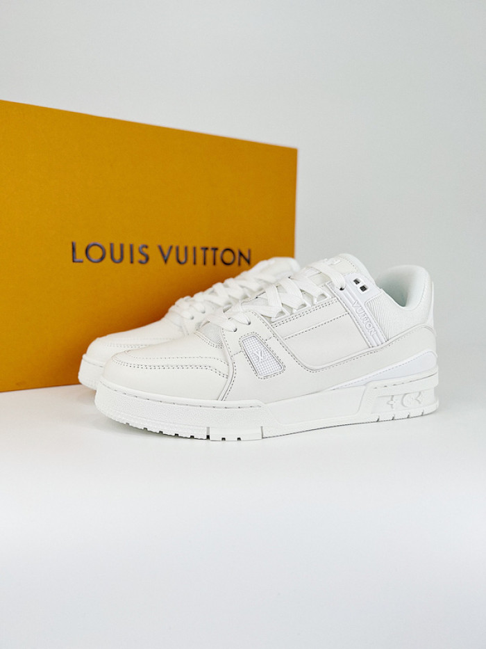 1V SNEAKERS 1V0425-112