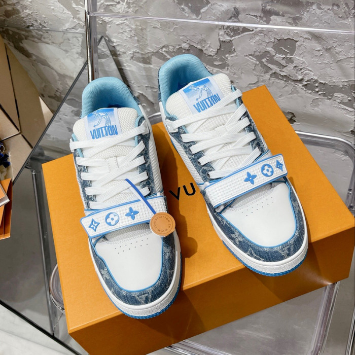 1V SNEAKERS 1V0425-199