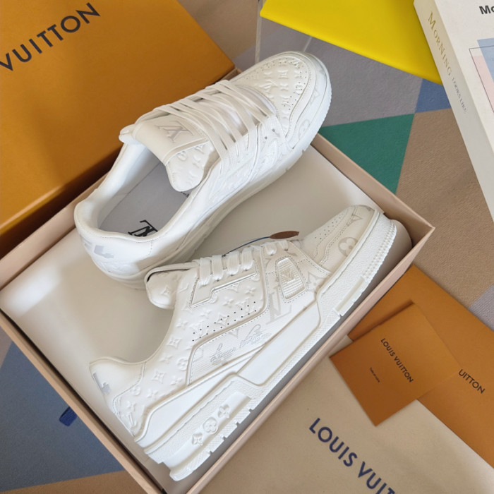 1V SNEAKERS 1V0425-214