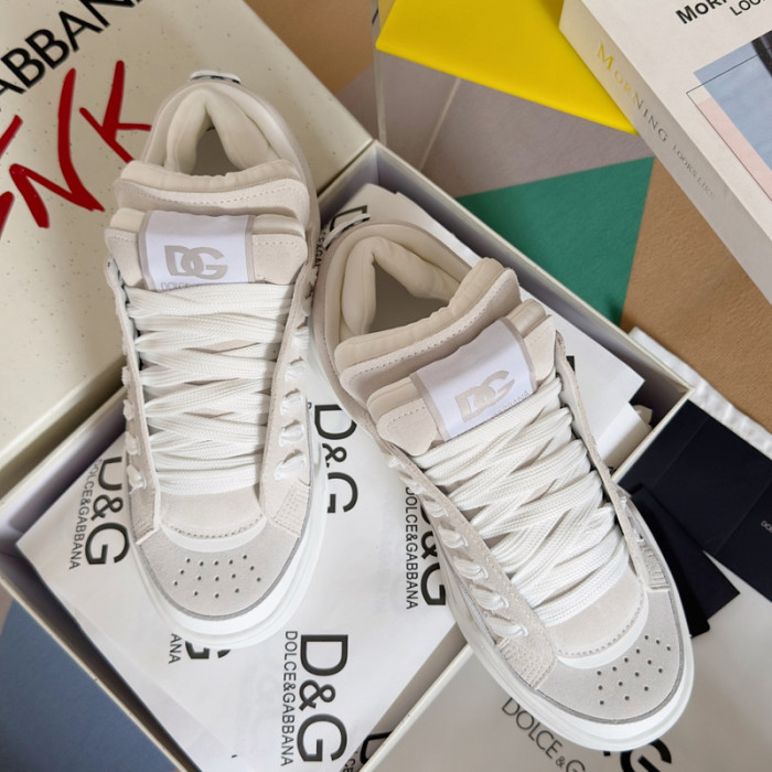 D.G. Sneakers DG210-230