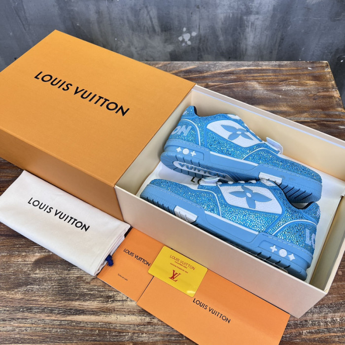 1V SNEAKERS 1V0425-222