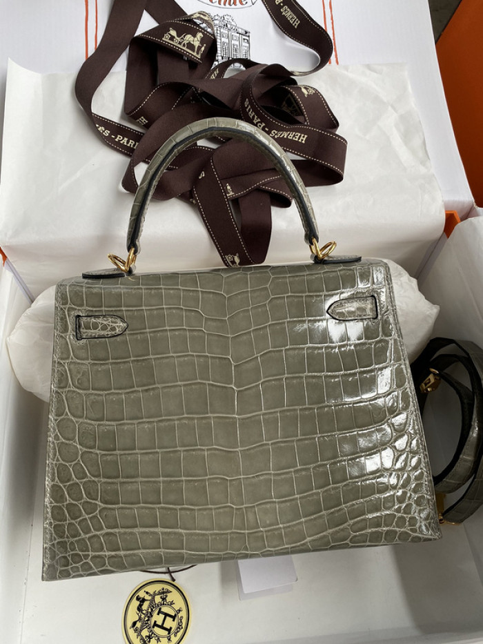 Her*mes bag B0113-193