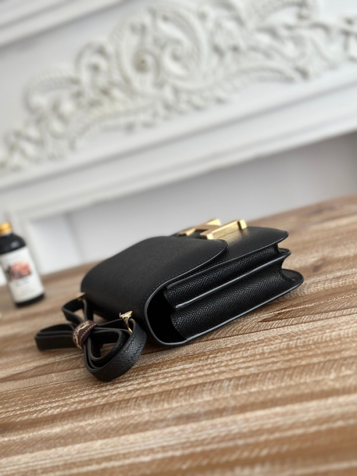 Her*mes bag B0113-208