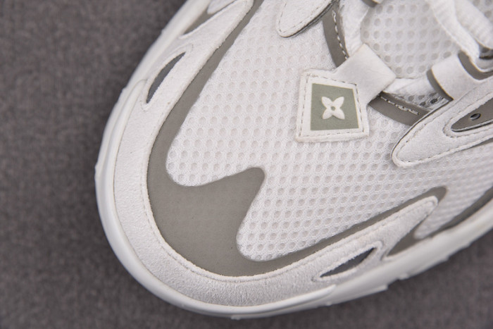 1V SNEAKERS 1V0425-241