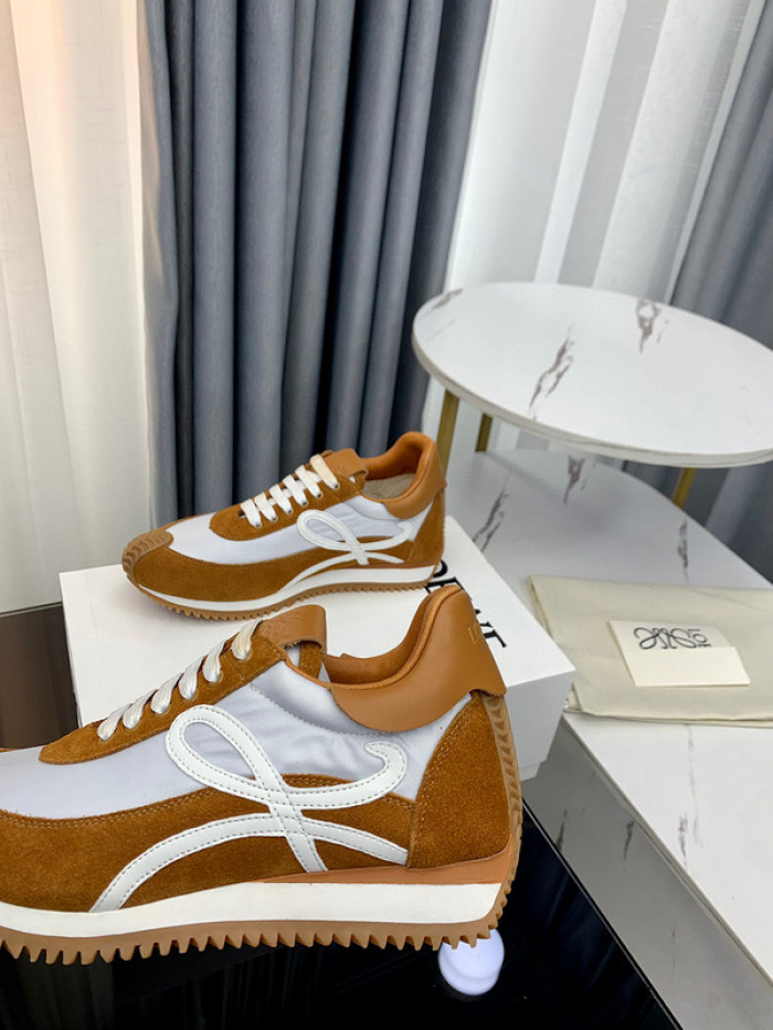 L0EWE SNEAKERS T0425-097