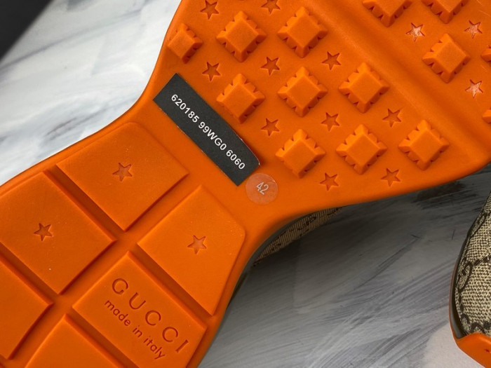 G*u*i rhyton vintage trainer sneaker 620185 99wg0 6060