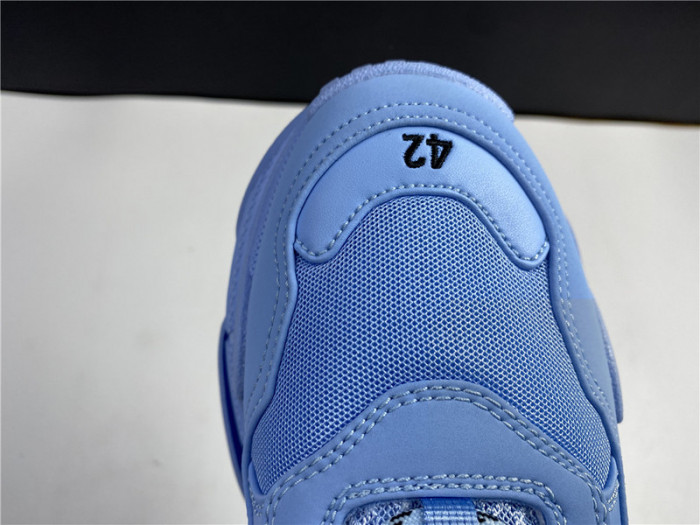 blcg sneaker triple.s.gomma moonlight 524039 w2fw1 4800