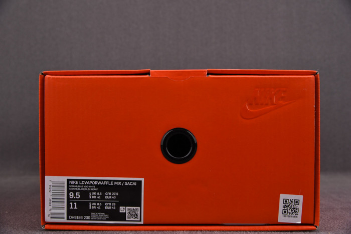 sacai x jean paul gaultier x nike vaporwaffle dh9186-200