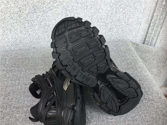 blcg track w2gn11000