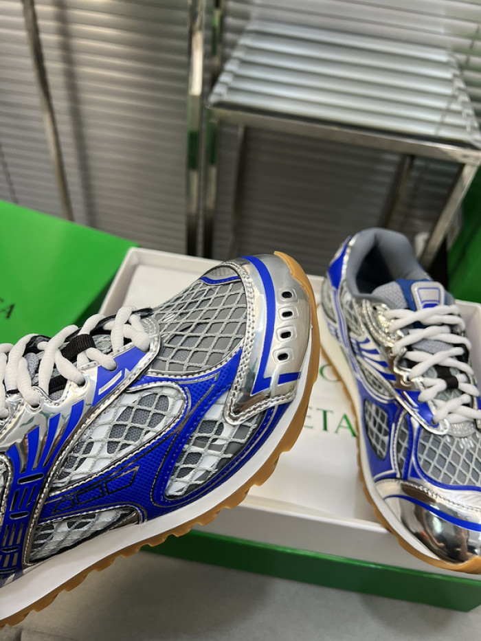 Bo*te*ga ve*ne*ta sneaker