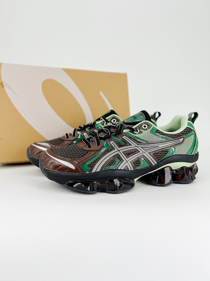 As*ic*s 1203a270-251