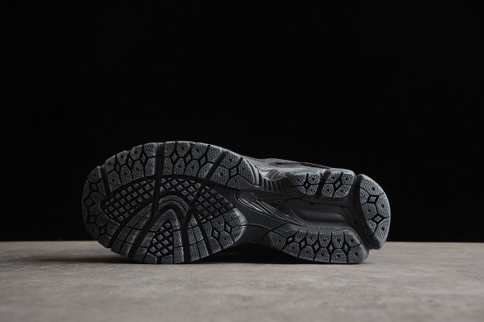 new balance 2002r protection pack phantom m2002rdb