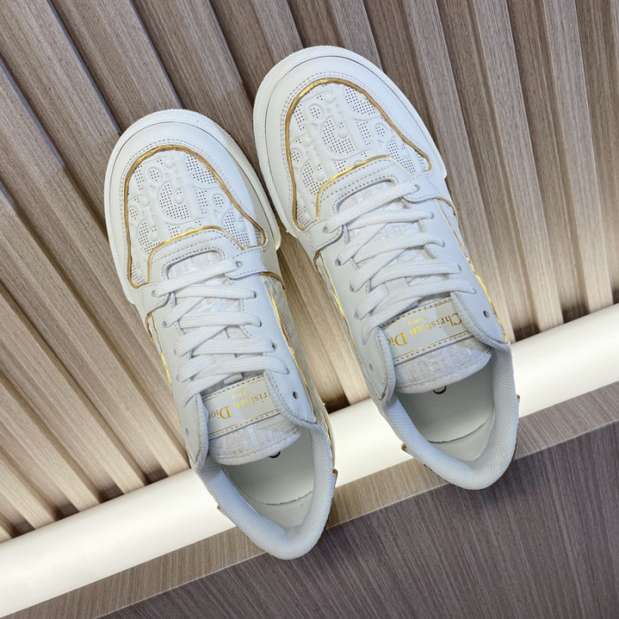 D10R SNEAKERS D896-099