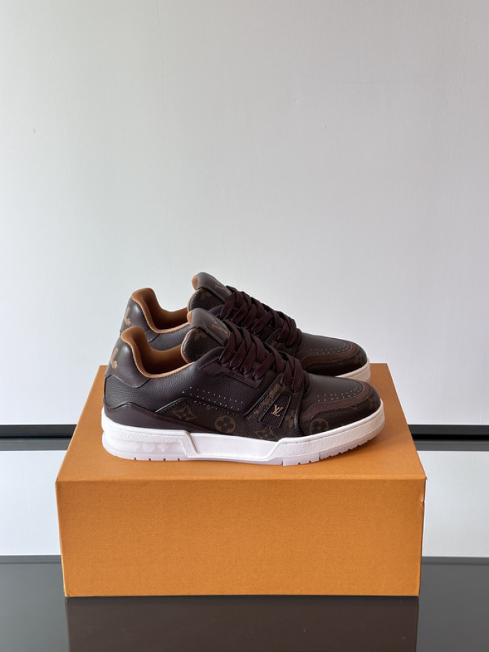 1V SNEAKERS 1V0425-212