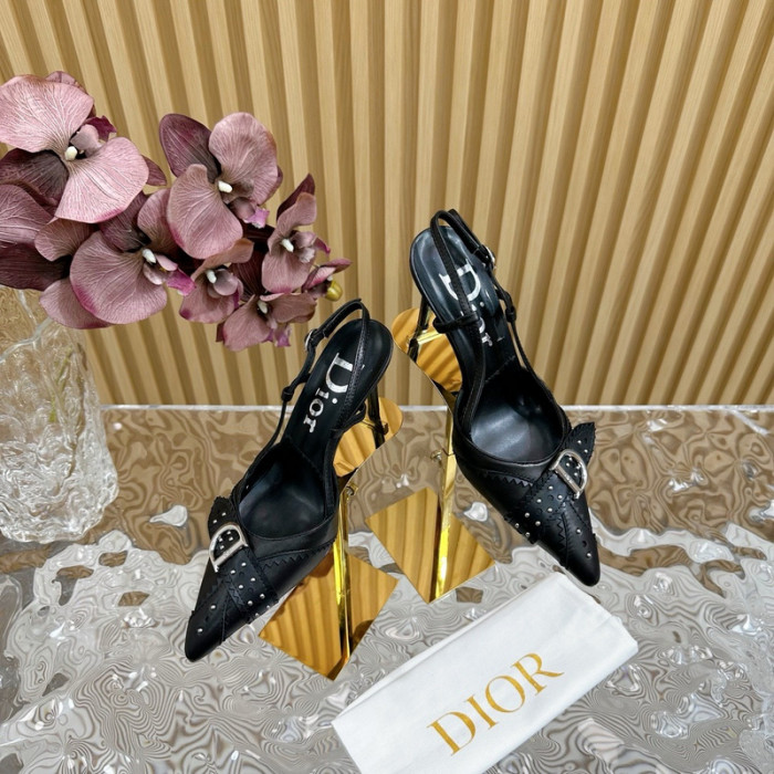 D10R SNEAKERS 8.5CM D896-134