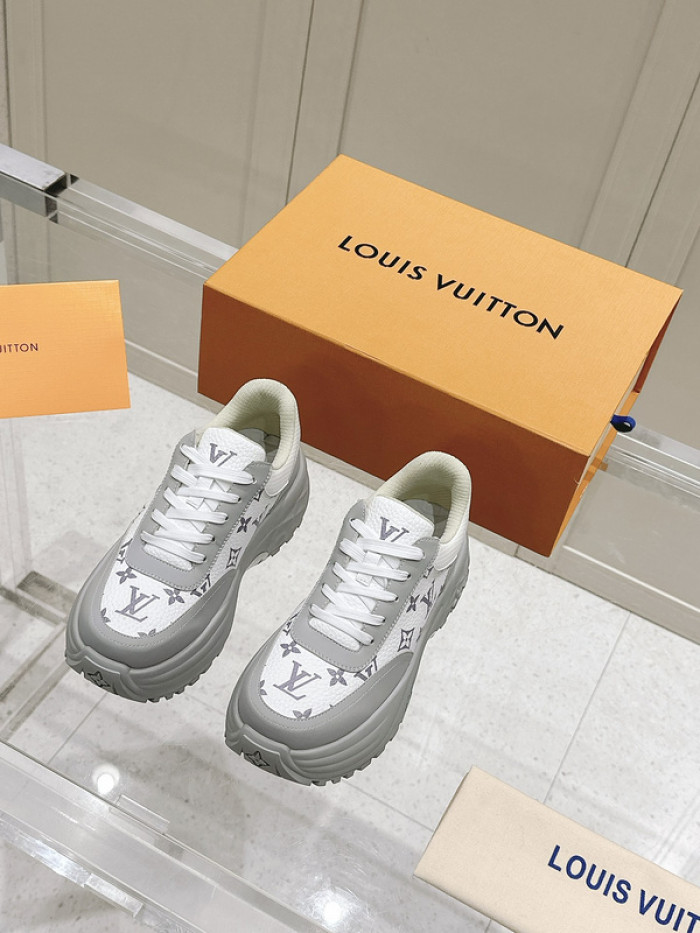 1V SNEAKERS 1V0425-097