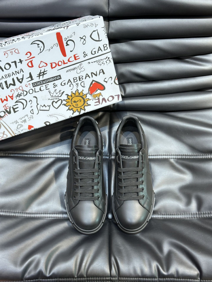 D.G. Sneakers DG210-243