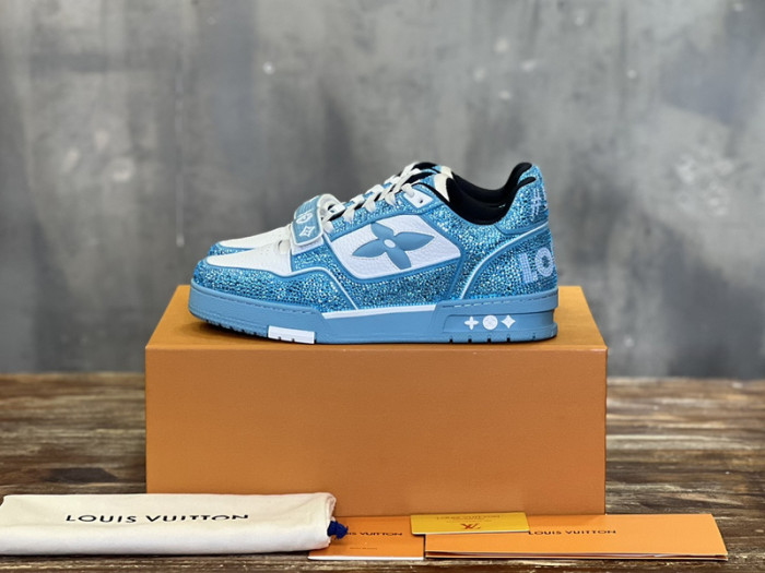 1V SNEAKERS 1V0425-222