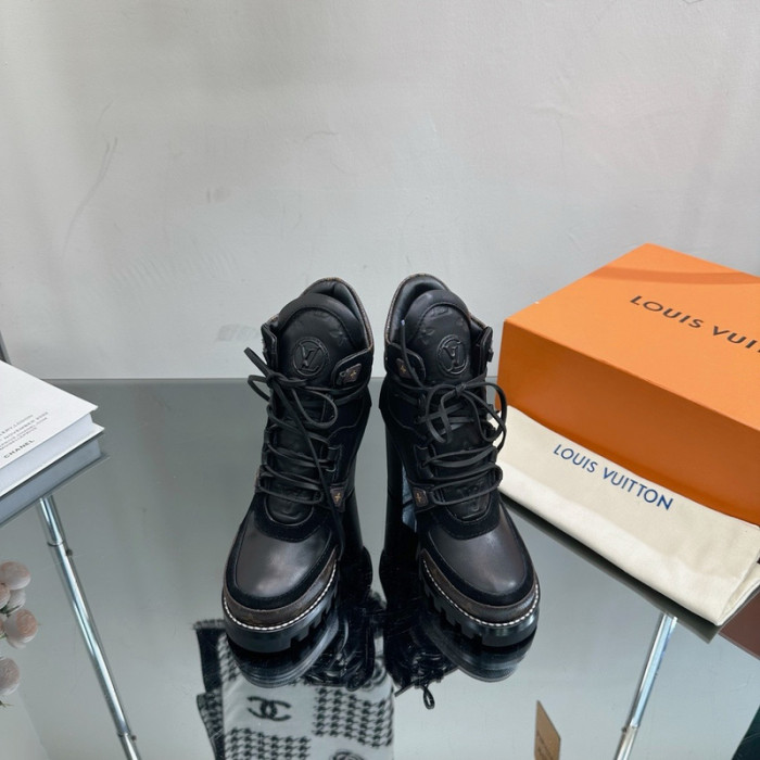 1V SNEAKERS 1V0425-216