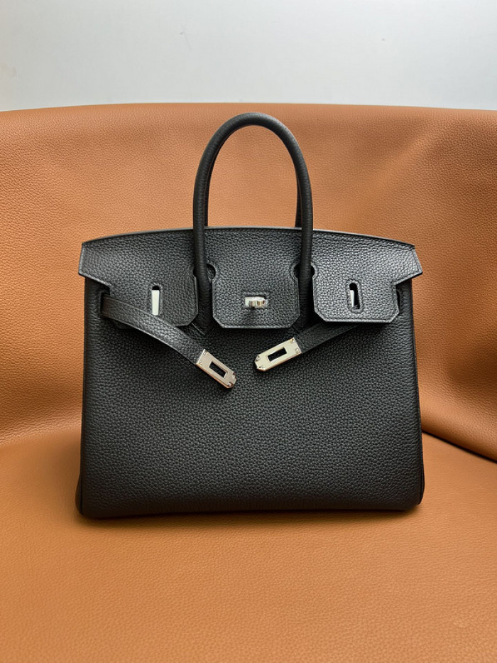 Her*mes bag B0113-203