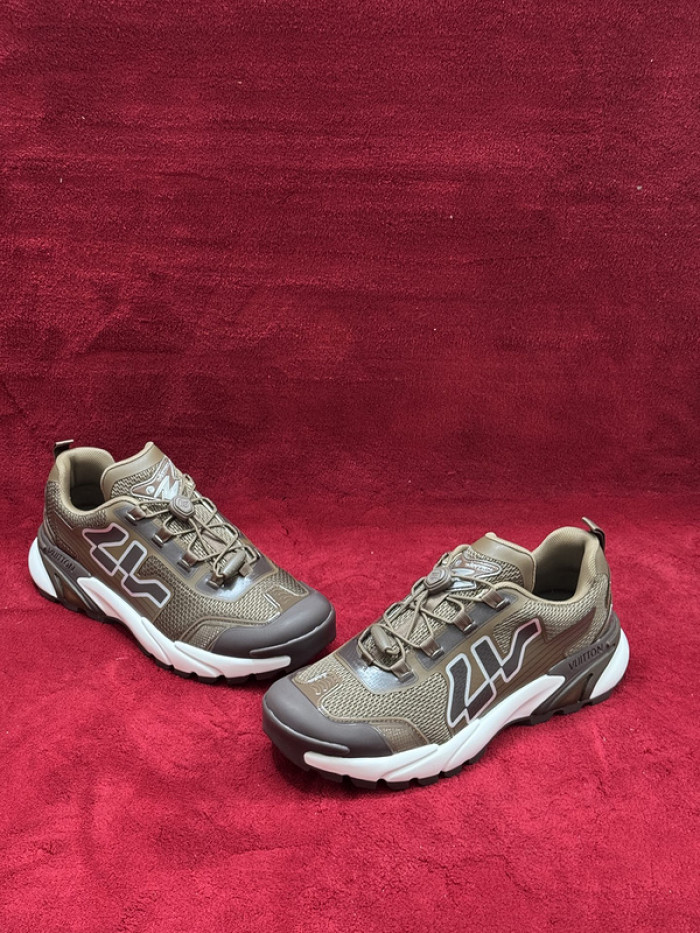 1V SNEAKERS 1V0425-300