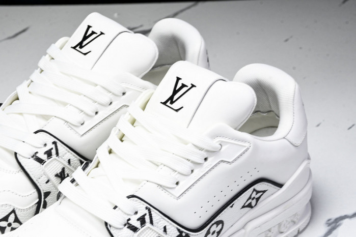 1V SNEAKERS 1V0425-311