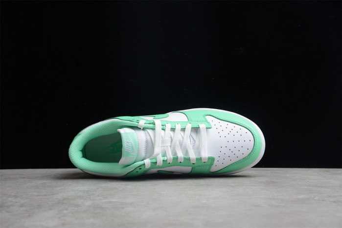 nike dunk low green glow (w) dd1503-105