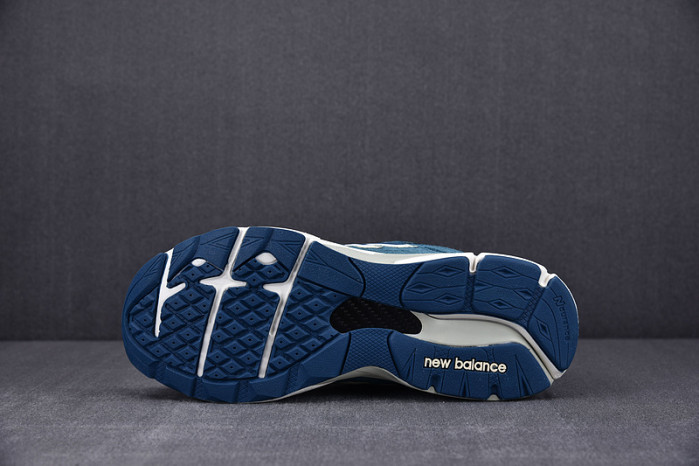 new bal*nce 990v3 levi