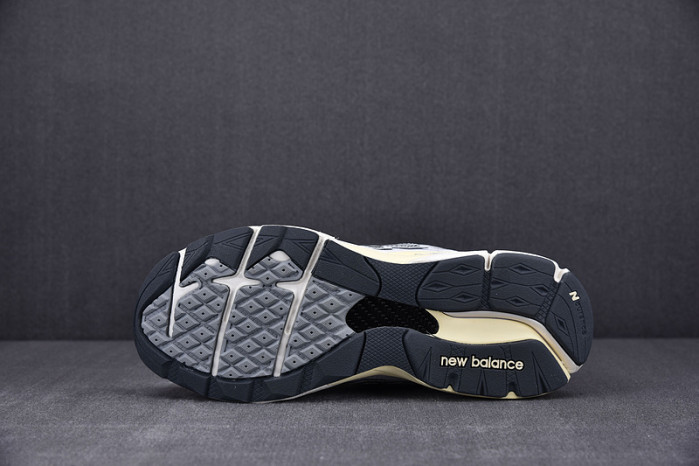 new b*lance teddy santis x 