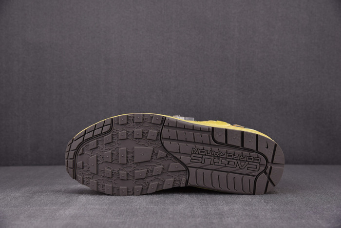 nike air max 1 travis scott cactus jack saturn gold do9392-700