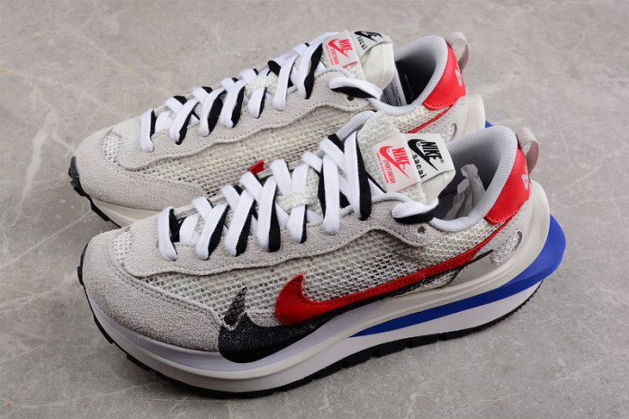 nike vaporwaffle sacai sport fuchsia game royal cv1363-100