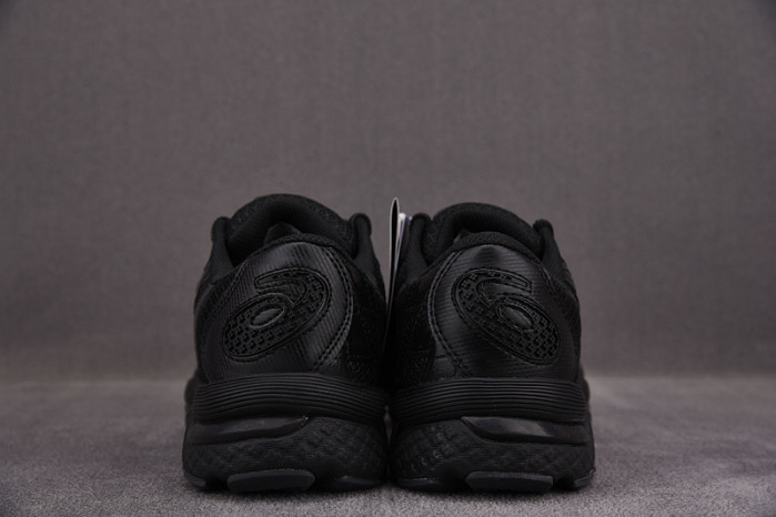 kiko kostadinov x As*ic*s gel kiril 