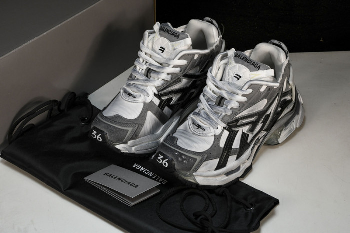 BLCG RUNNER SNEAKER W3RB5 9012