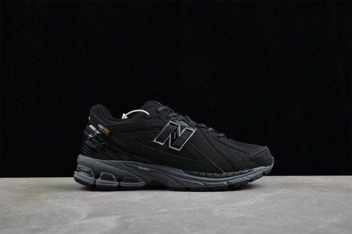 New Balance 1906R Cordura 