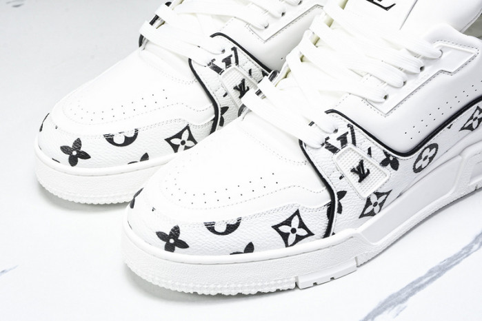 1V SNEAKERS 1V0425-311