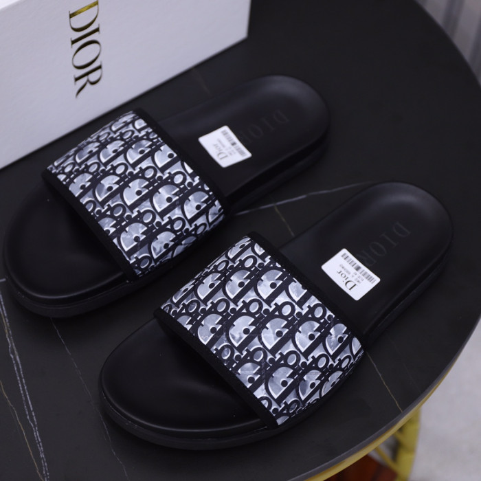 DIOR SLIPPERS