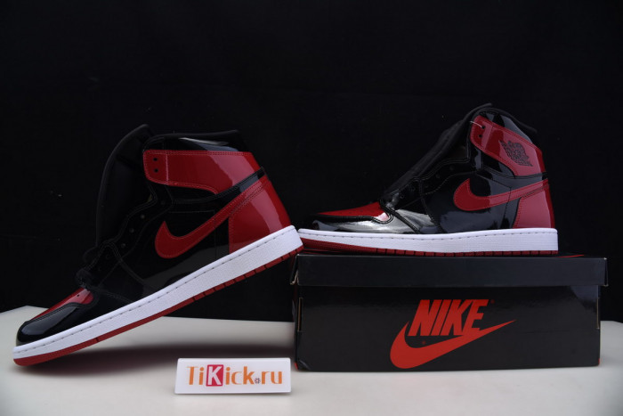 air jordan 1 high og ‘bred patent’ 555088-063