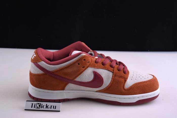 nike sb dunk low pro dark russet cedar bq6817-202