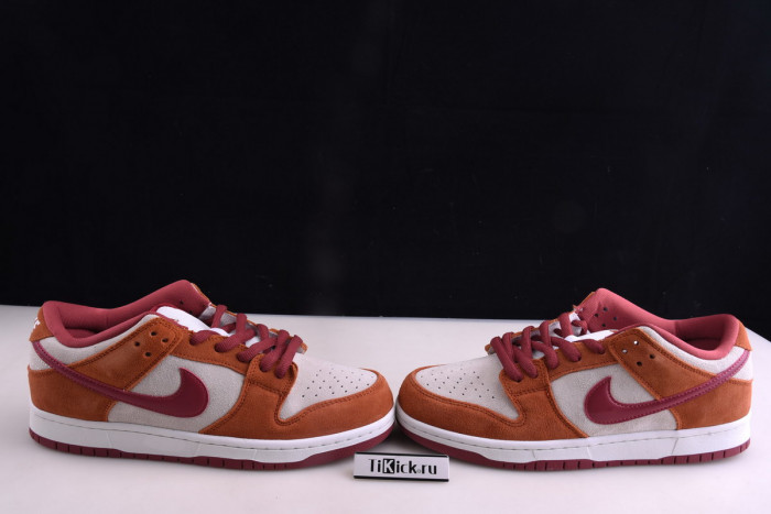 nike sb dunk low pro dark russet cedar bq6817-202