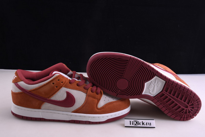 nike sb dunk low pro dark russet cedar bq6817-202