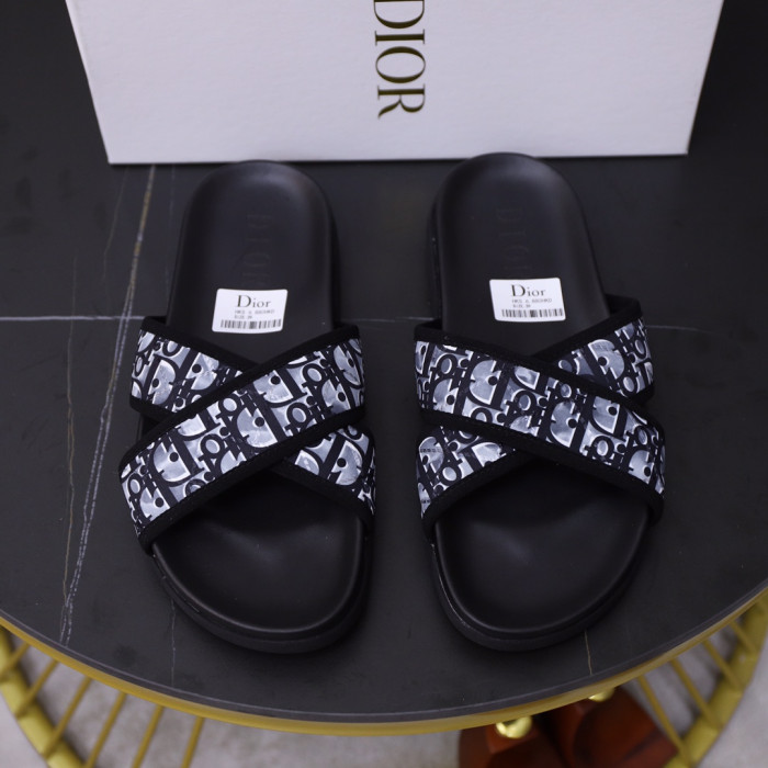 DIOR SLIPPERS