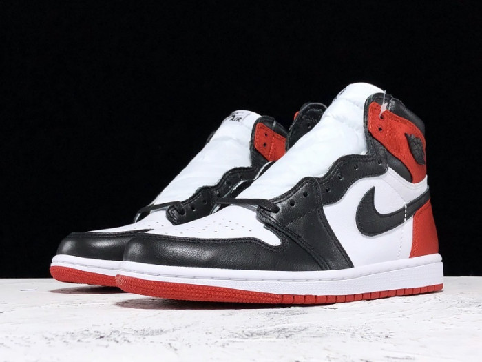 air jordan 1 retro high satin black toe (w) cd0461-016